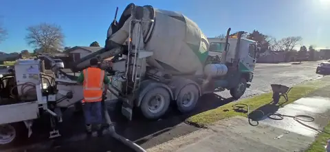 Concrete driveway in Palmerston North, photo 28