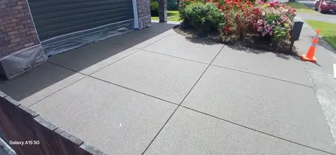 Concrete driveway in Palmerston North, photo 49