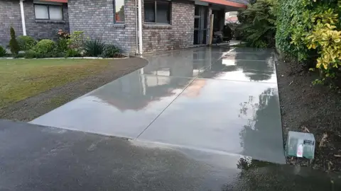 Concrete driveway in Palmerston North, photo 64
