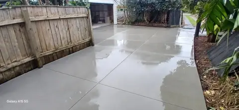Concrete driveway in Palmerston North, photo 80