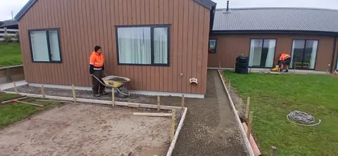 Concrete path in Palmerston North, photo 2