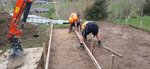 Concrete path in Palmerston North, photo 7