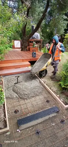 Concrete path in Palmerston North, photo 25