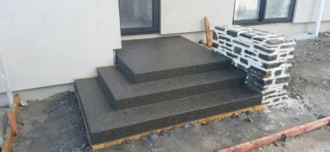 Concrete steps in Palmerston North, photo 5