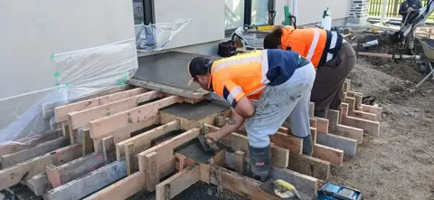 Concrete steps in Palmerston North, photo 8